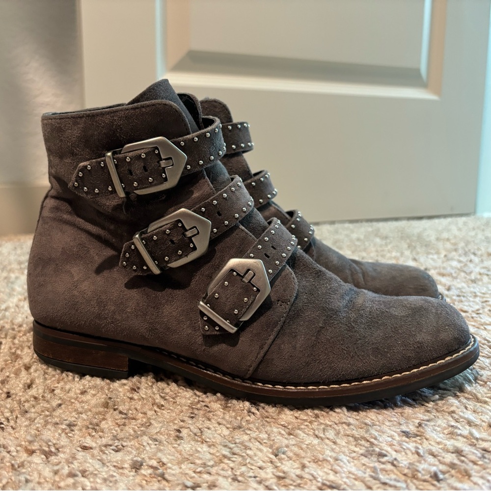 studded ankle-high suede boots
